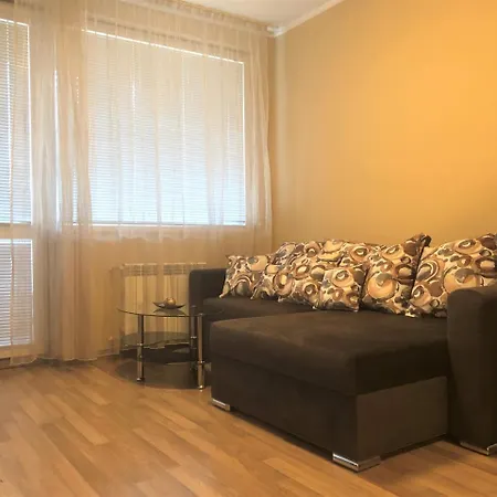 Rakovski Gn / Free Garage * Sofie