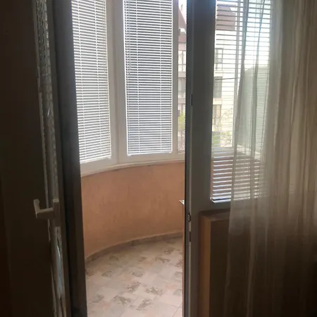 Rakovski Gn / Free Garage Apartmán Sofie